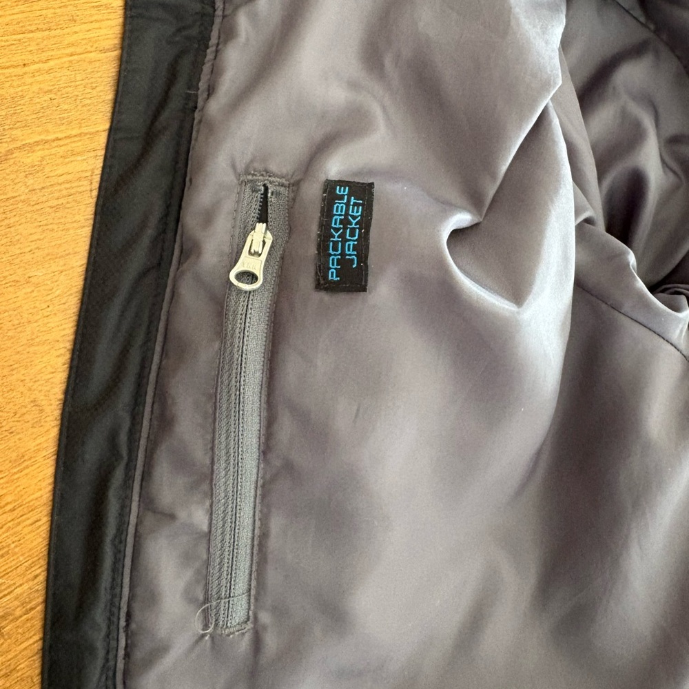 Bauer Black Quilted Jacket Youth M - Picture 3 of 4